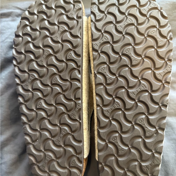 Birkenstock Arizona Sandals - Picture 6 of 7